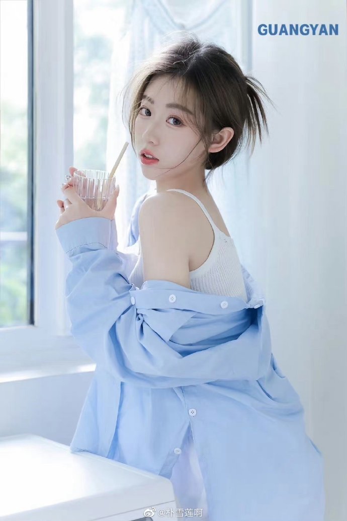 饥饿游戏 封面