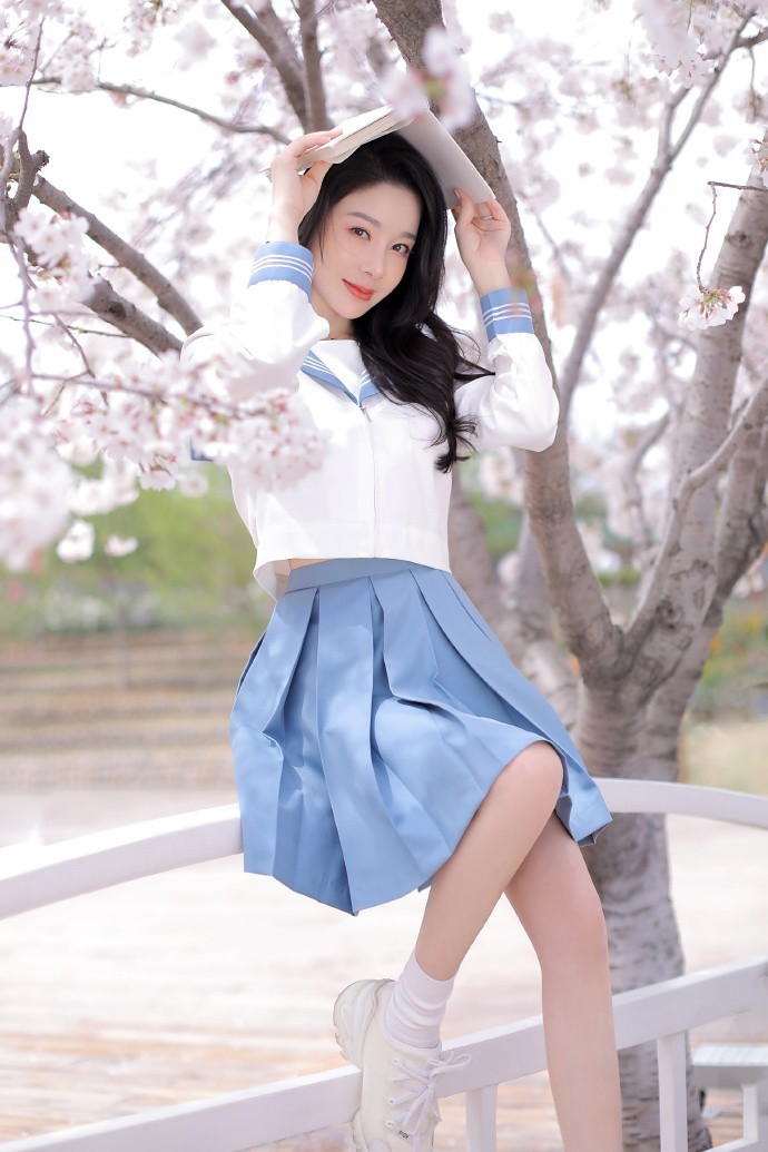 超人：钢铁之躯 封面