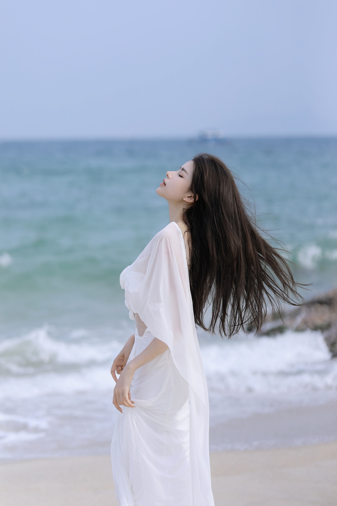 沉默的羔羊 封面